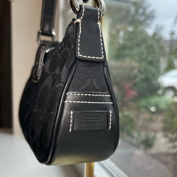 Coach Black Signature Handbag - Picture 5 of 10